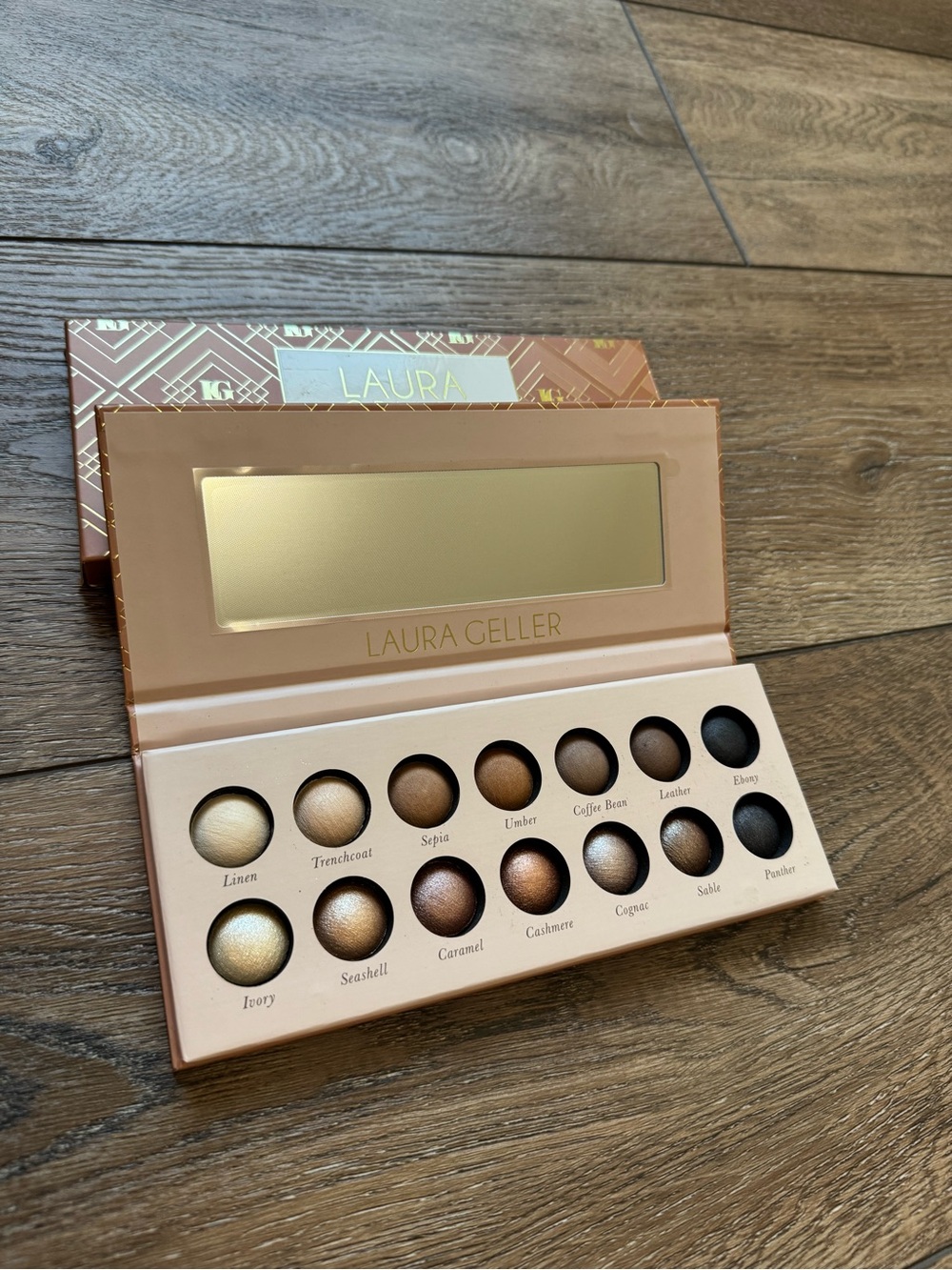 NEW Laura Geller Baked Eyeshadow Palette
